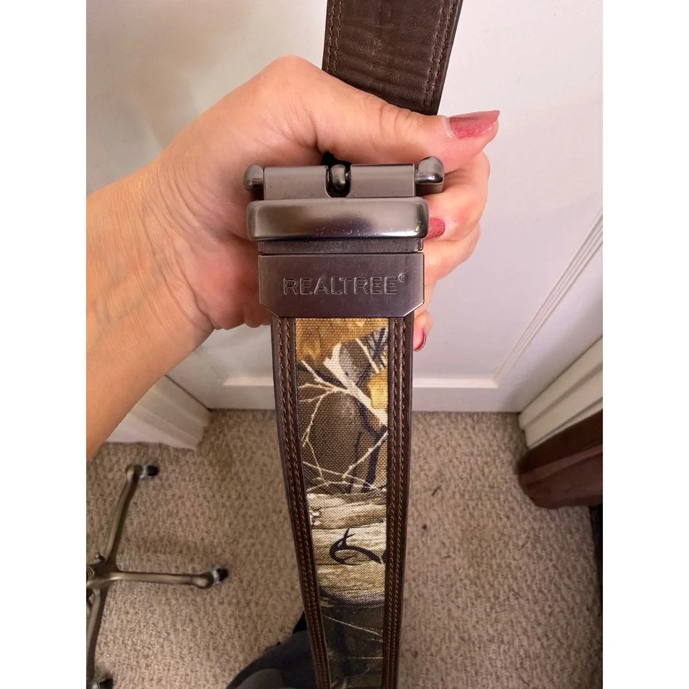 Realtree Mens Camo Reversible Belt Brown Faux Leather Trim Gunmetal Buckle 44in